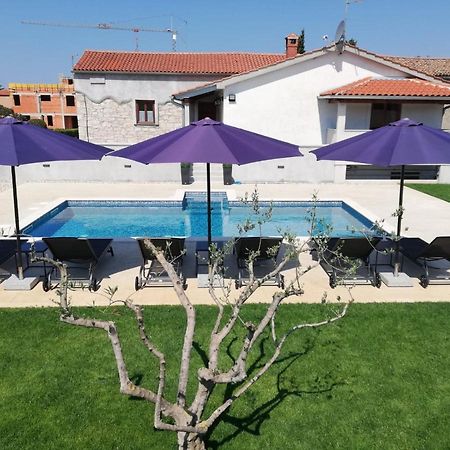 Holiday Home Victoria Porec Exterior photo