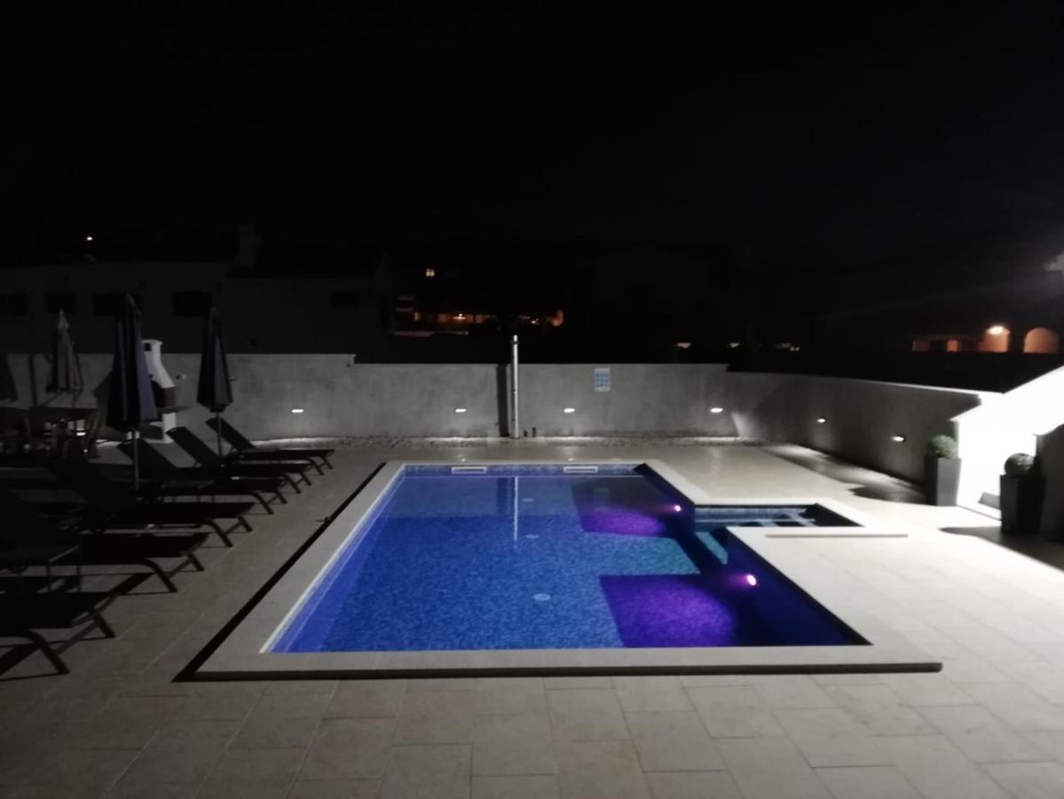 Holiday Home Victoria Porec Exterior photo
