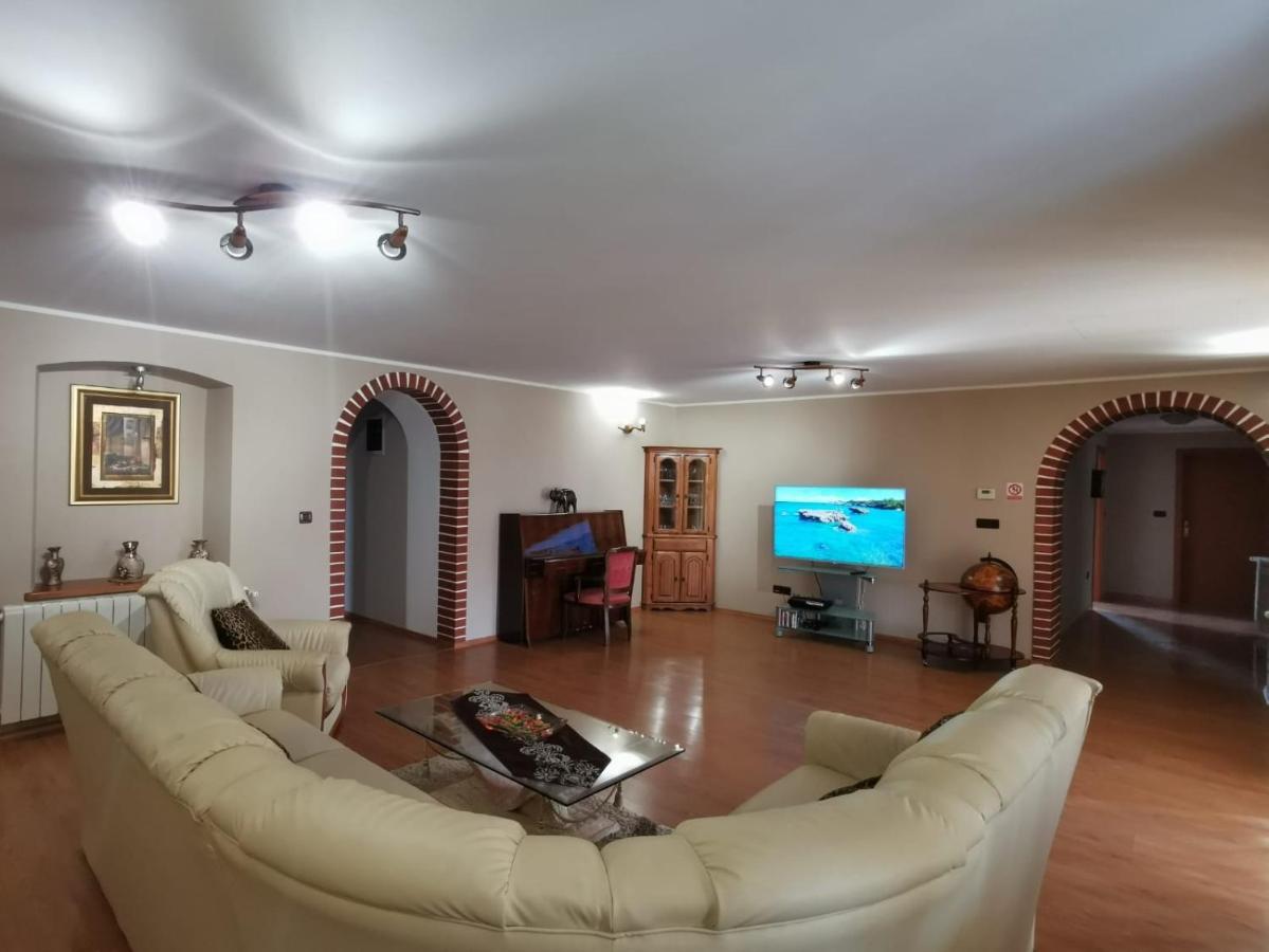 Holiday Home Victoria Porec Exterior photo