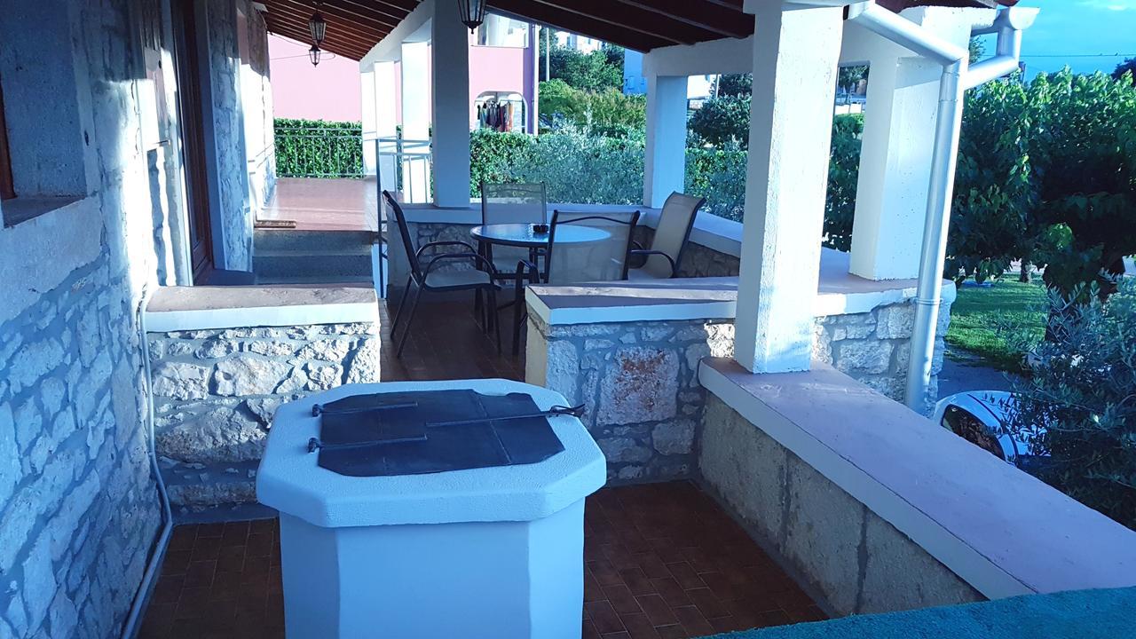 Holiday Home Victoria Porec Exterior photo